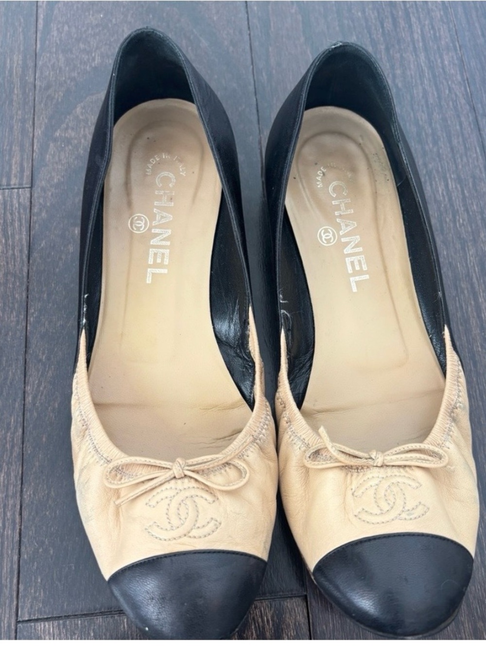 Vintage Chanel Two Tone Black and Cream Flats Size 39